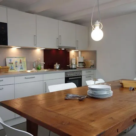 Welkimen Tues 2-moderne * Oldsum